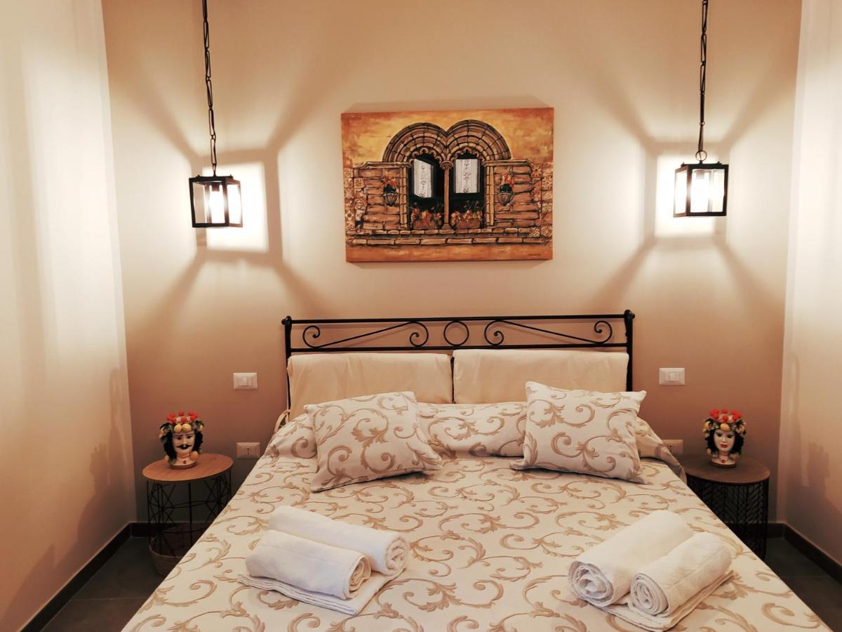 Bed and Breakfast Pentefur à Savoca Extérieur photo